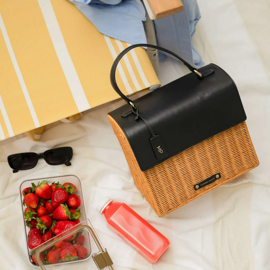 Beach Day Bag Guide: What to Pack and How to Keep It Cool
